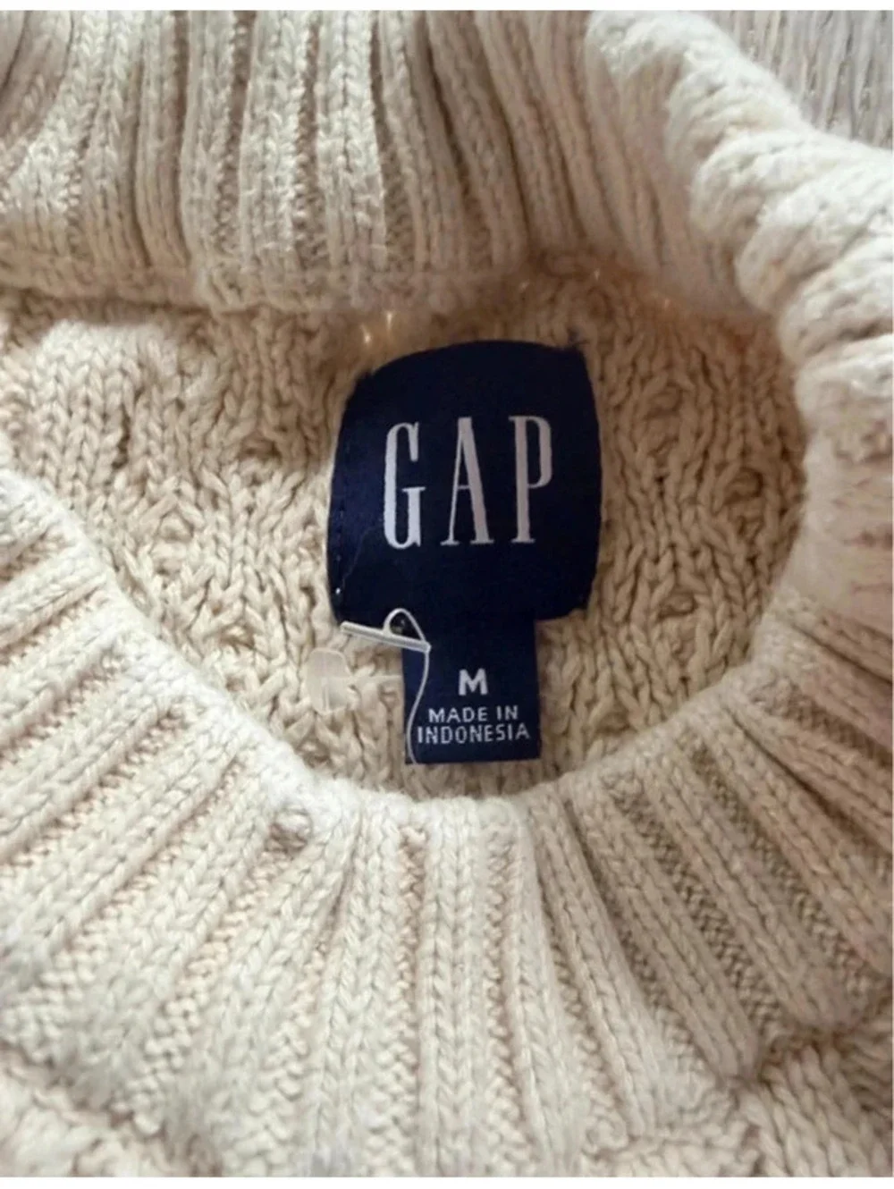 GAP Cream Cable Knit Sweater Teens M